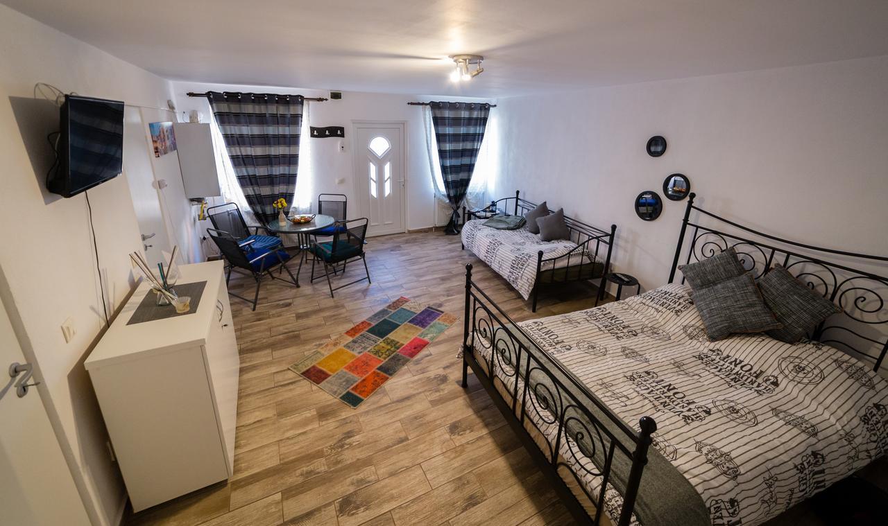 Studio Max Apartment Sibiu Exterior photo